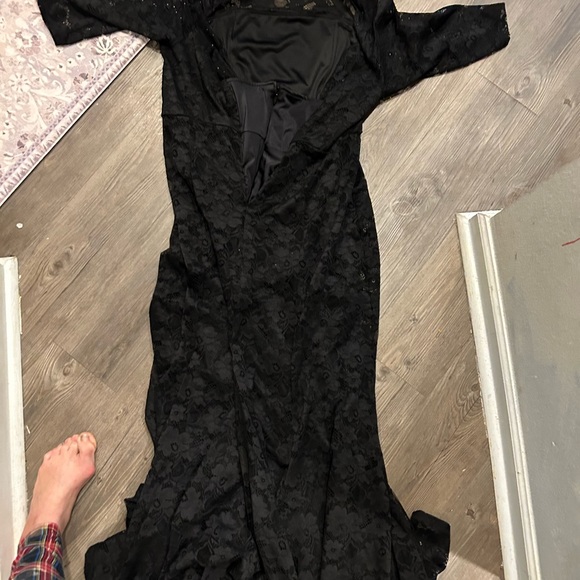 Torrid Black lace dress. Lace stretches to shoulders. Has been altered in back. - Picture 3 of 8